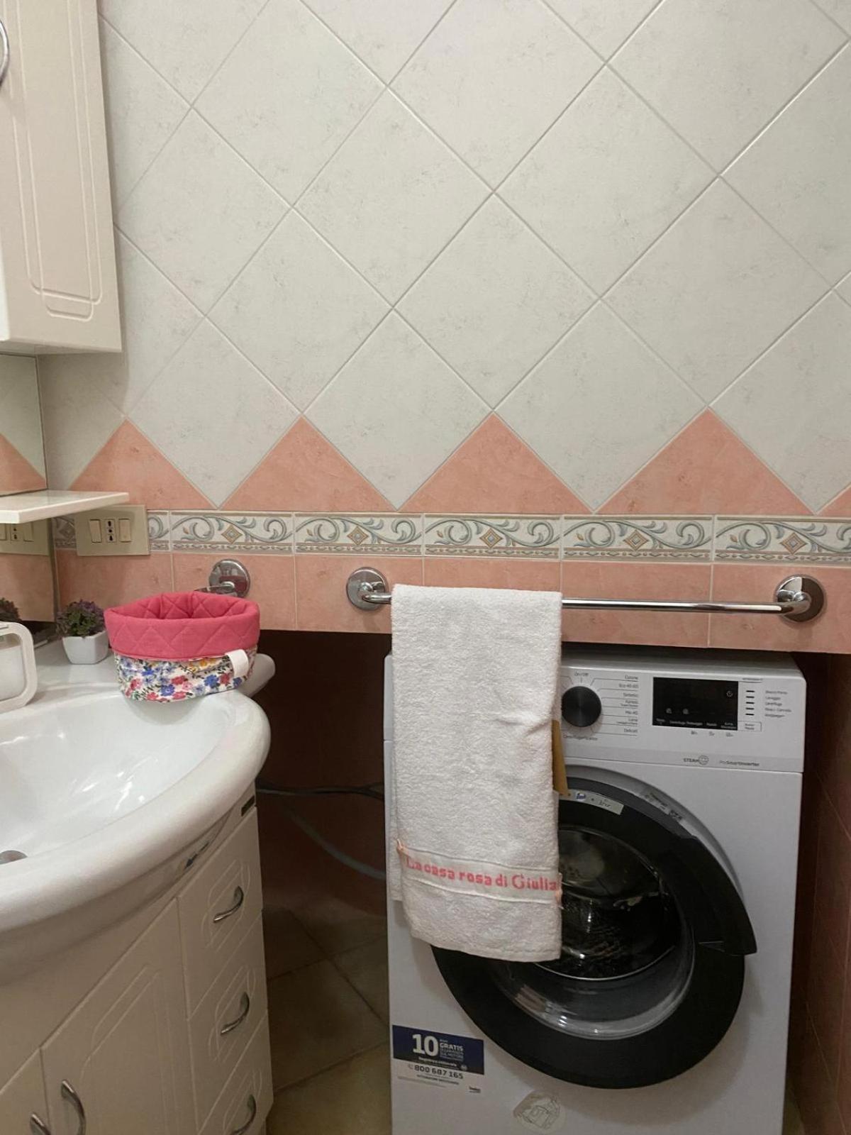 Villa La Casa Rosa Di Giulia à Ischia Extérieur photo